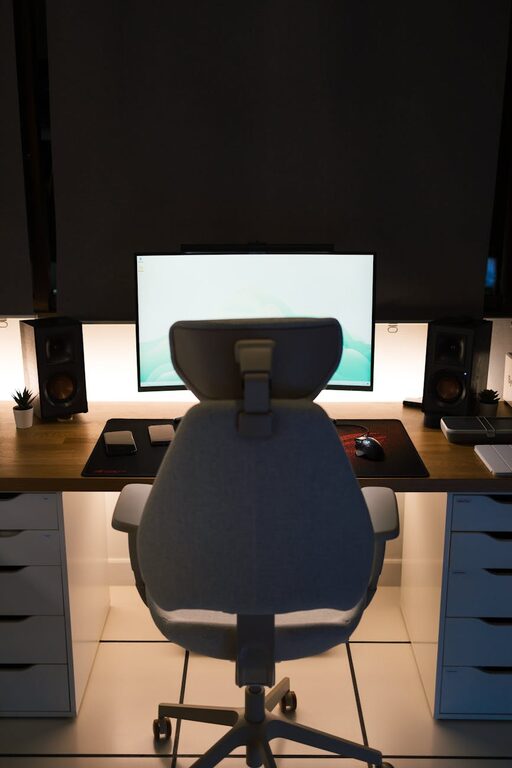 Consejos prácticos para organizar un espacio de trabajo en casa eficiente y cómodo